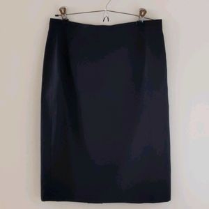 Escada Navy Virgin Wool Lined Skirt - size 38/US8